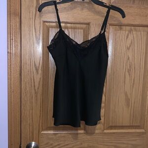 Junior’s tank tops